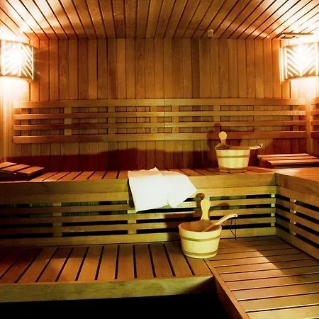 & Hotel Cortona