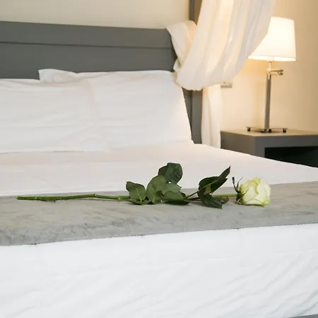 Hotel & Cortona